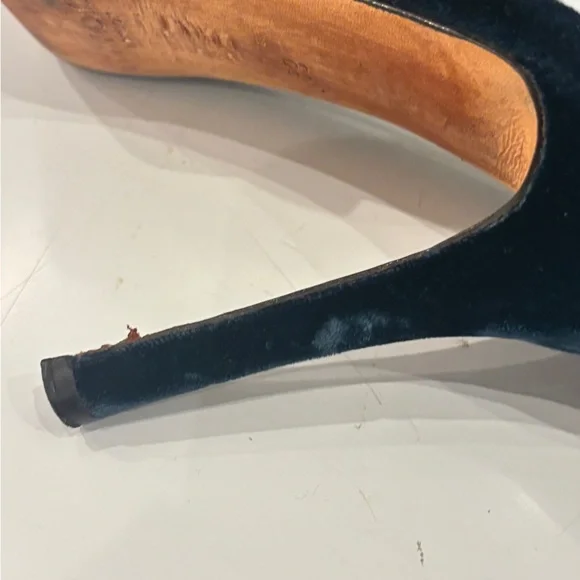 Jimmy Choo Women's Velvet Heels - Dark Blue size 39 - Picture 11 of 13